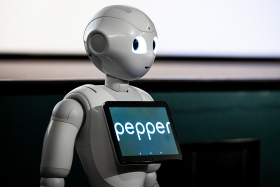 Surprise guest: Pepper the robot / Photo: Zoltán Adrián